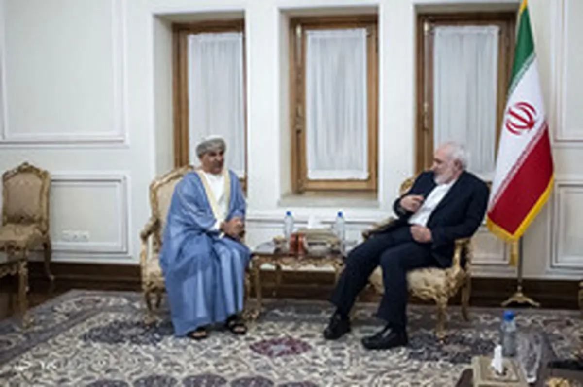 دیدار ظریف با سفیر عمان درتهران