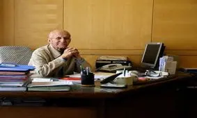 عضو جبهه پایداری: اصولگرایان به لیست مشترک نمی‌رسند / برخی اصولگرایان وسط لحاف می‌خوابند که هم این وری باشند هم آن وری