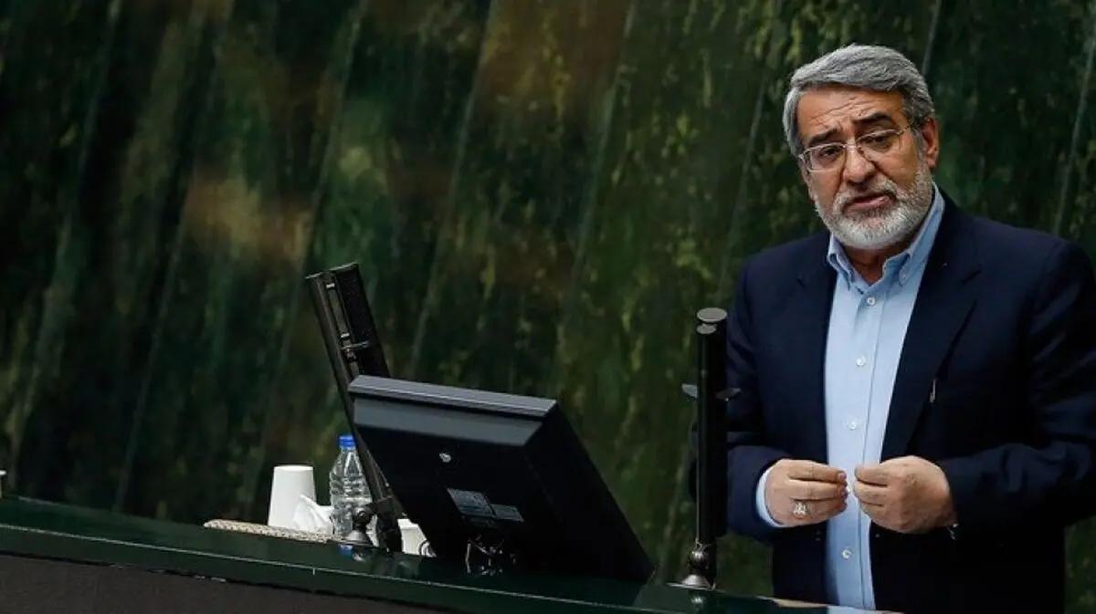 نماينده تهران خطاب به رحمانی فضلی: مسئولیت اتفاقات را بپذیر و با جوانمردی از وزارت کشور استعفا بده