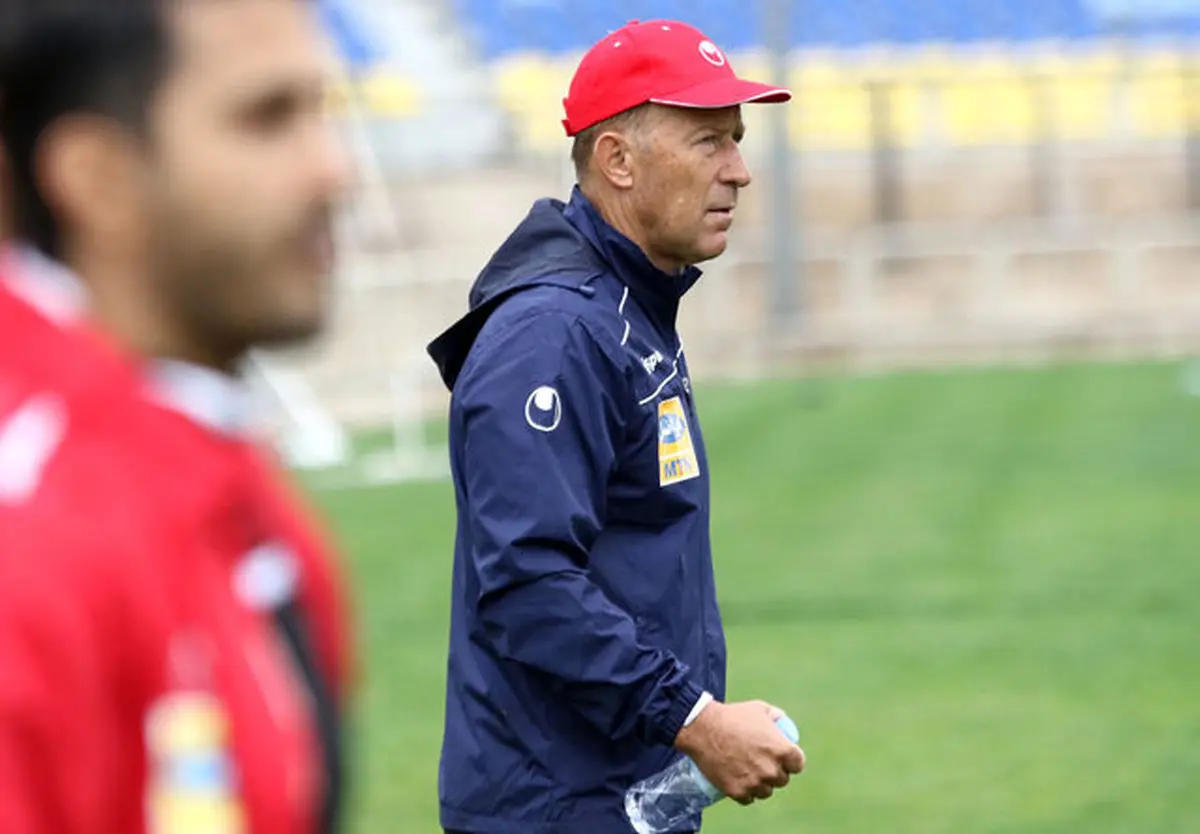 کالدرون:‌ اولتیماتومی از باشگاه نگرفته‌ام