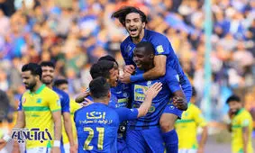 استقلال پس از حدود 1300 روز بالاتر از پرسپولیس؟