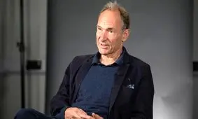 خالق شبکه جهانی وب به قطع اینترنت در ایران واکنش نشان داد