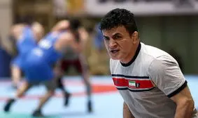 بنا اردوی فرنگی را تعطیل کرد