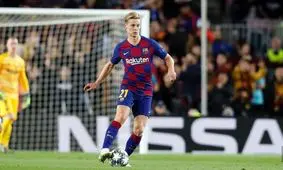 دی یونگ: توپ طلا باید به لیونل مسی برسد