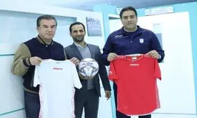 رونمایی از پیراهن تیم ملی امید و توپ انتخابی المپیک در آسیا