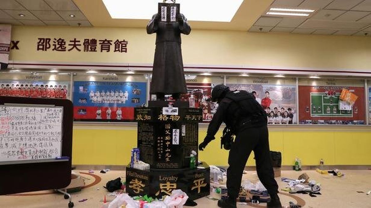 پلیس هنگ‌کنگ وارد دانشگاه تحت محاصره این شهر شد