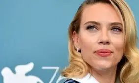 اسکارلت جوهانسون: نمی‌توانم مثل سیاست مدارها به مردم دروغ بگویم / همیشه چوب صداقتم را می‌خورم