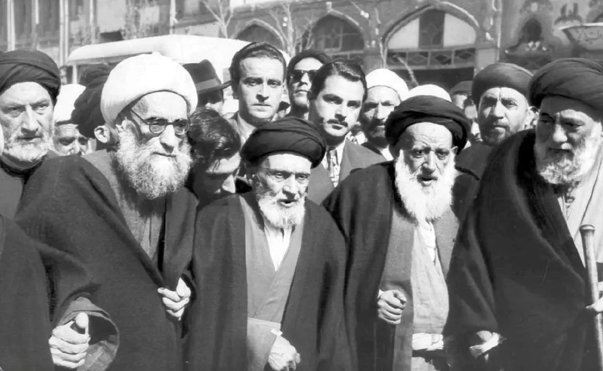 پیغام آیت‌الله بهبهانی به آیت‌الله بروجردی در صبح ۲۸ مرداد