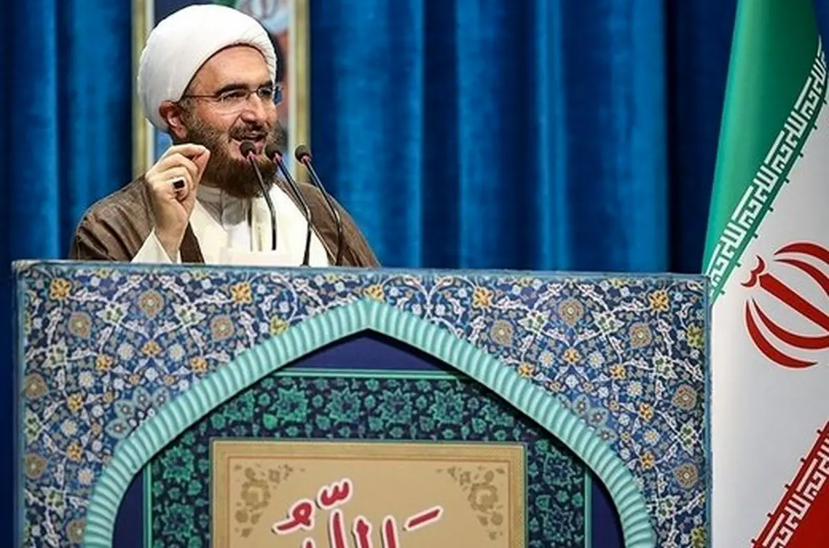 انتقاد امام جمعه تهران از تاخیر ۴ ساله اصلاح قیمت بنزین/ رهبری ماهها قبل گفتند فتنه ۹۸ در راه است