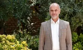 فرشاد مومنی: با انتقال آب به سمنان مشکلات حادتر می‌شود/ افزایش قیمت بنزین هیچ خیری برای فقرا نخواهد داشت