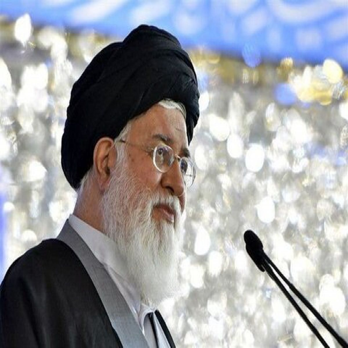 غافلگیر کردن مردم در عرصه مدیریتی گناهی نابخشودنی است/ لزوم برخورد جدی دستگاه قضا با اشرار گرانفروش