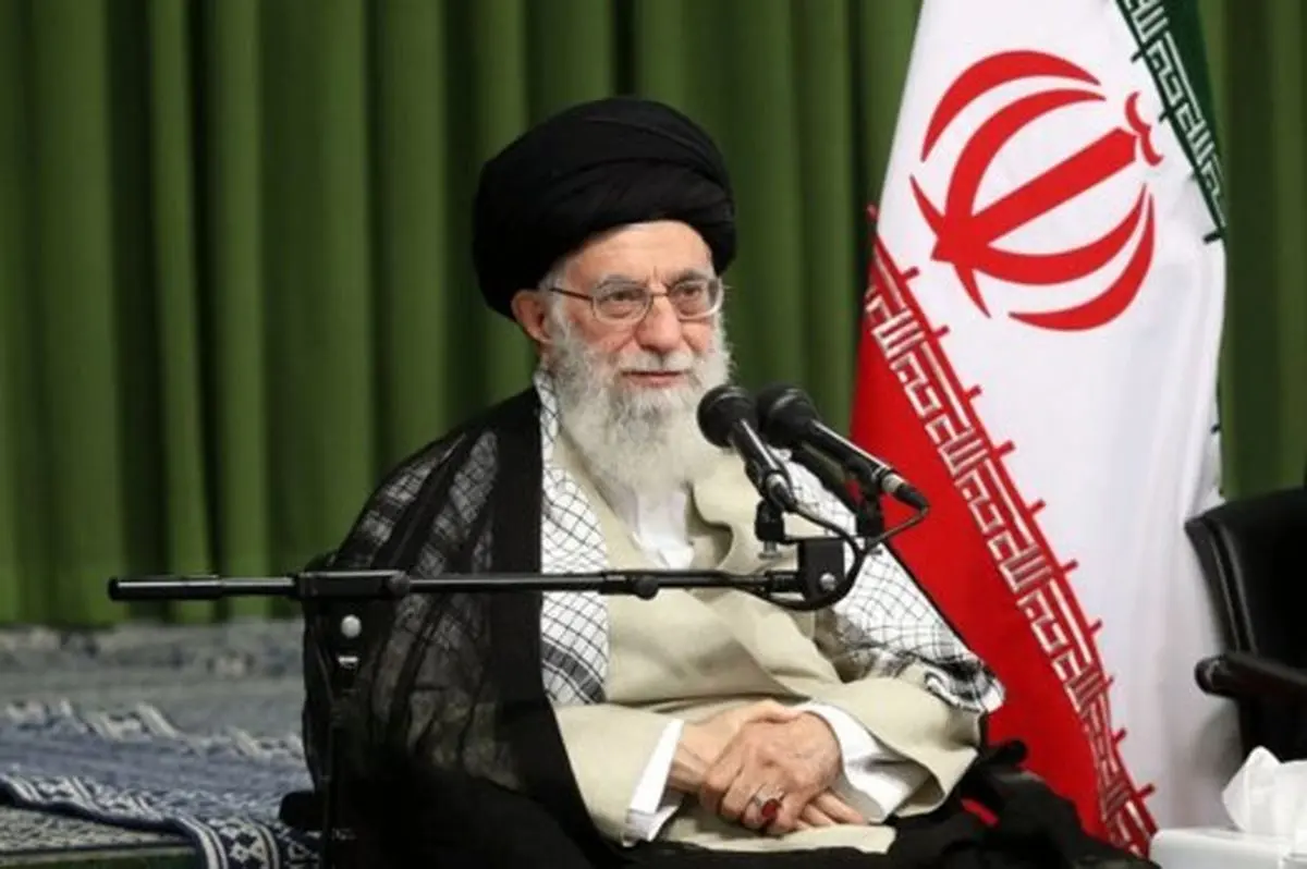 خائن‌ترین افراد به اقتصاد ایران از نظر رهبر انقلاب