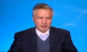 روايت عطاءالله مهاجرانى از يك بام و دو هواى بى بى سى فارسى