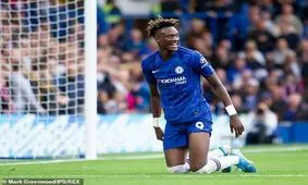 ستاره جوان چلسی، پیشنهاد سوارز به بارسلونا