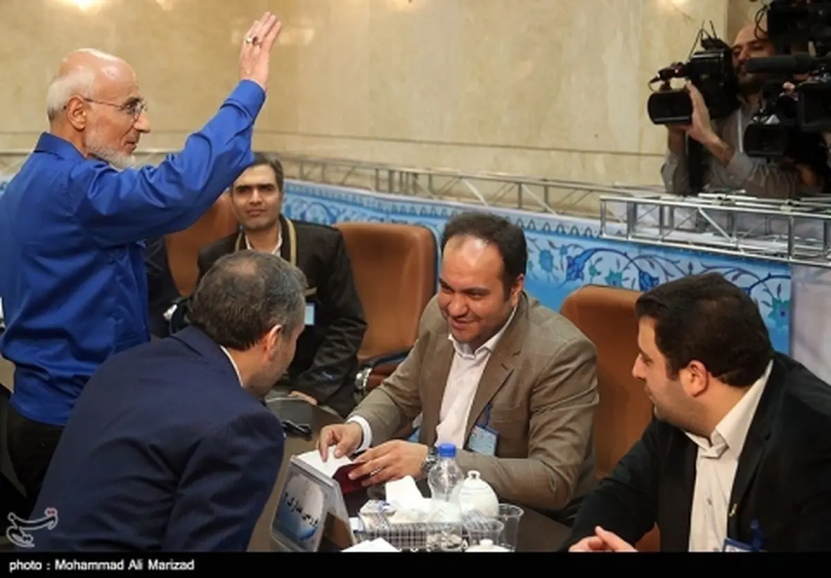 ویدئو/ حال و هوای ستاد انتخابات در اولین ساعات ثبت‌نام از داوطلبان