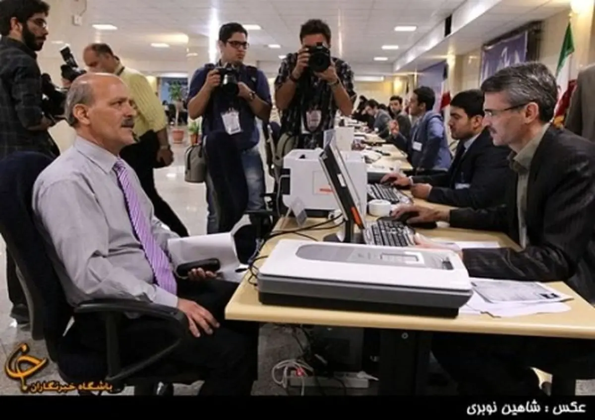 برای کسب شغل در انتخابات ریاست‌جمهوری ثبت‌نام کردم