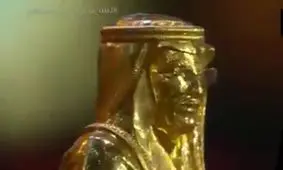 هدیه خبرسازی که به شاعر مجیزگوی سعودی اهدا شد!