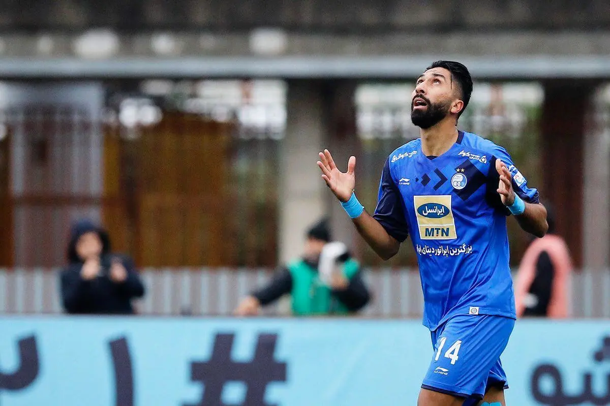 فرشید باقری به نساجی می رسد