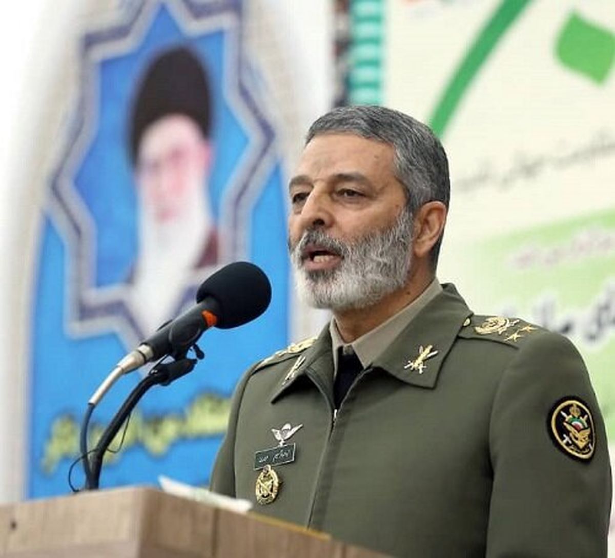 زمان اخراج بیگانگان از منطقه فرا رسیده است