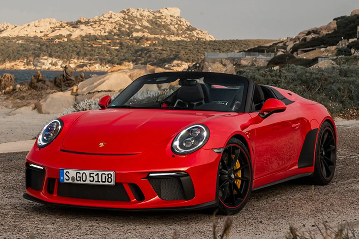 داستان پیرزنی که ۷۰۰ پورشه به نامش وجود دارد!