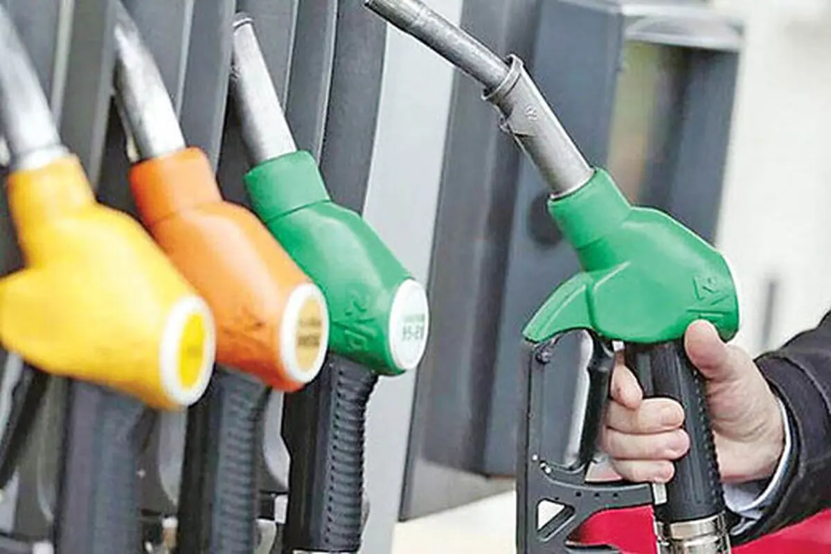 سهمیه بنزین آبان ماه چه زمانی می‌سوزد؟