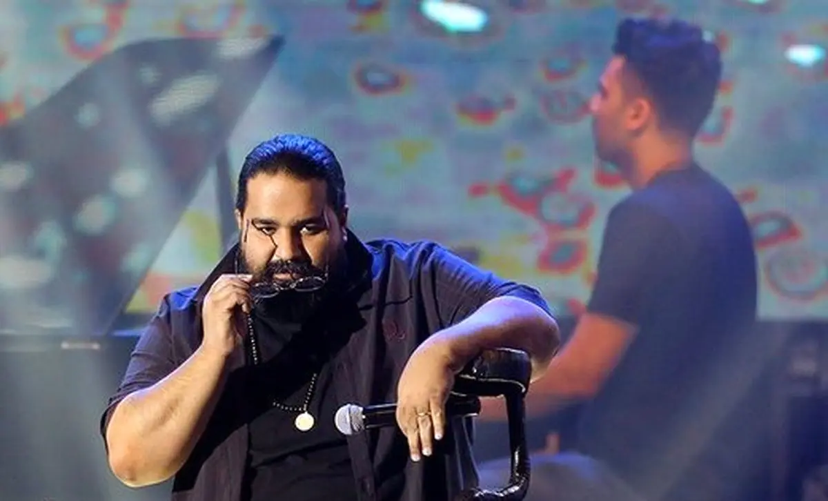 رضا صادقی: به دخترهایم یاد دادم همیشه قدردان شهدا باشند