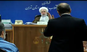 قاضی دادگاه مفاسد اقتصادی: وکلای متهمان فراری در دادگاه حضور دارند