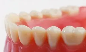 دندان مصنوعی‌هایی که باعث سرطان دهان می‌شود!