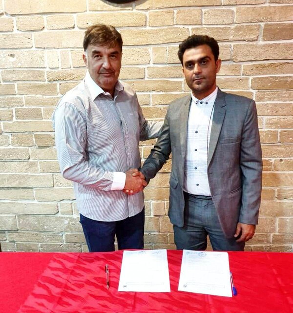 سرمربی شاهین معرفی شد