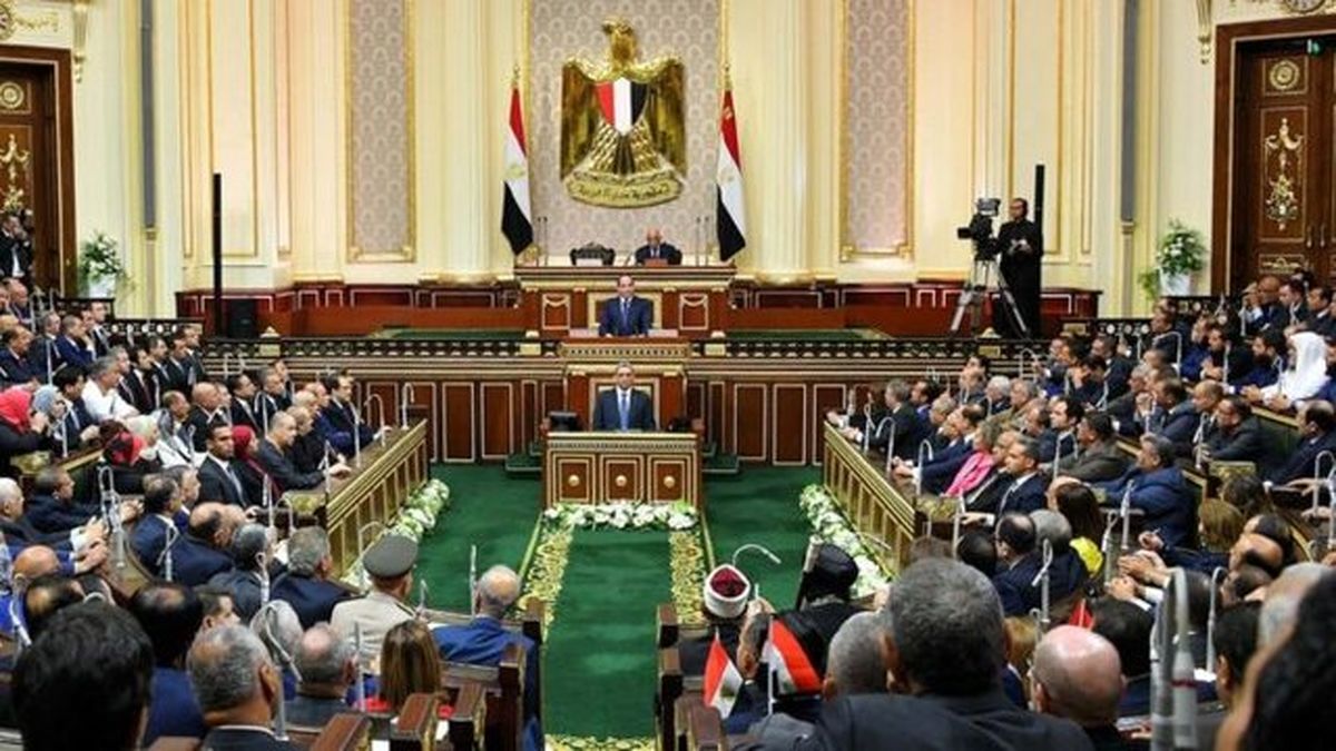 پارلمان مصر: واشنگتن باید از تحمیل شروط دست بردارد
