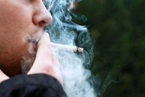 سیگار، عامل بروز بیماری های چشمی
