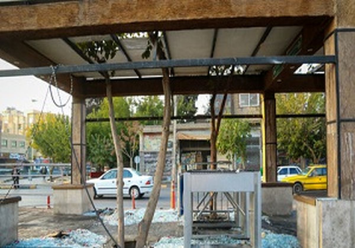 حریق ۲۸ دستگاه اتوبوس و ۶۹ بانک در جریان ناآرامیهای سه روز گذشته