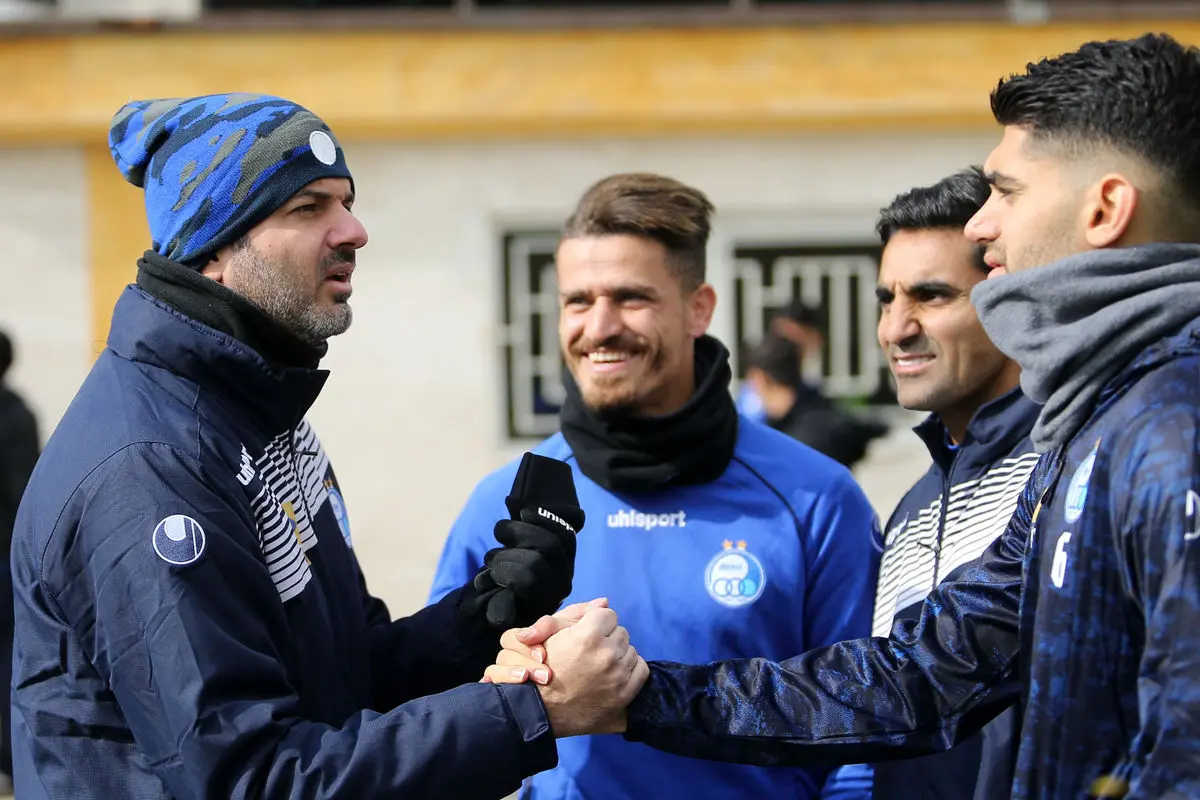 استقبال استراماچونی از ملی پوشان استقلال