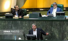 کواکبیان: مشکل اینترنت ضربه مهلکی به اقتصاد کشور می‌زند