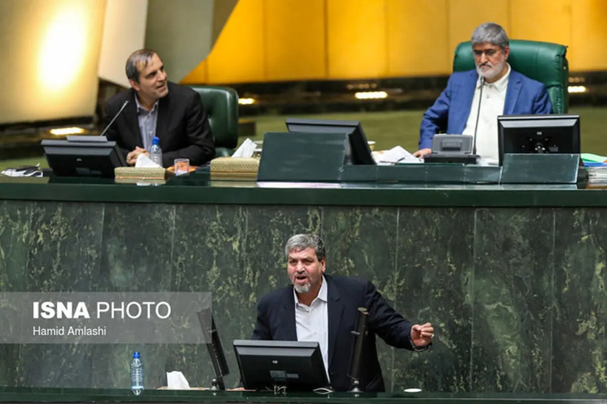 کواکبیان: مشکل اینترنت ضربه مهلکی به اقتصاد کشور می‌زند