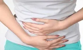 آیا درد شدید قاعدگی در دختران جوان طبیعی است؟