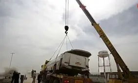 شاخ به شاخ مرگبار کامیون با رنو در میانه