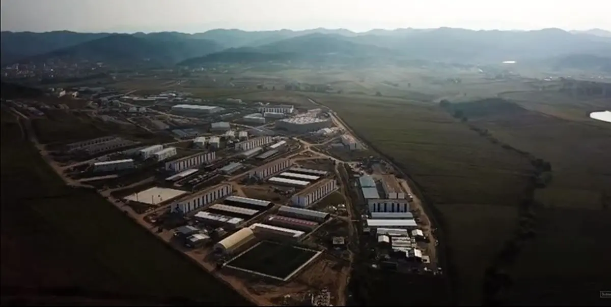 یک پایگاه خبری از مرگ شماری از تروریست‌های گروهک منافقین در زلزله خبر داد