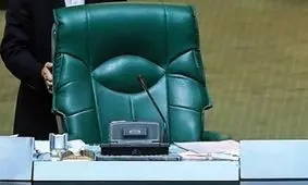 چه کسانی برای تصاحب کرسی علی لاریجانی خیز برداشته‌اند؟!