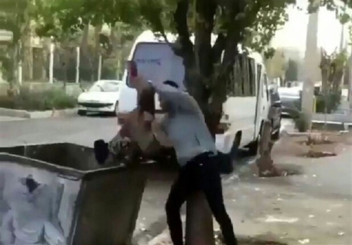 گفت‌وگو با کودک زباله‌گردی که در سطل زباله انداخته شد + فیلم