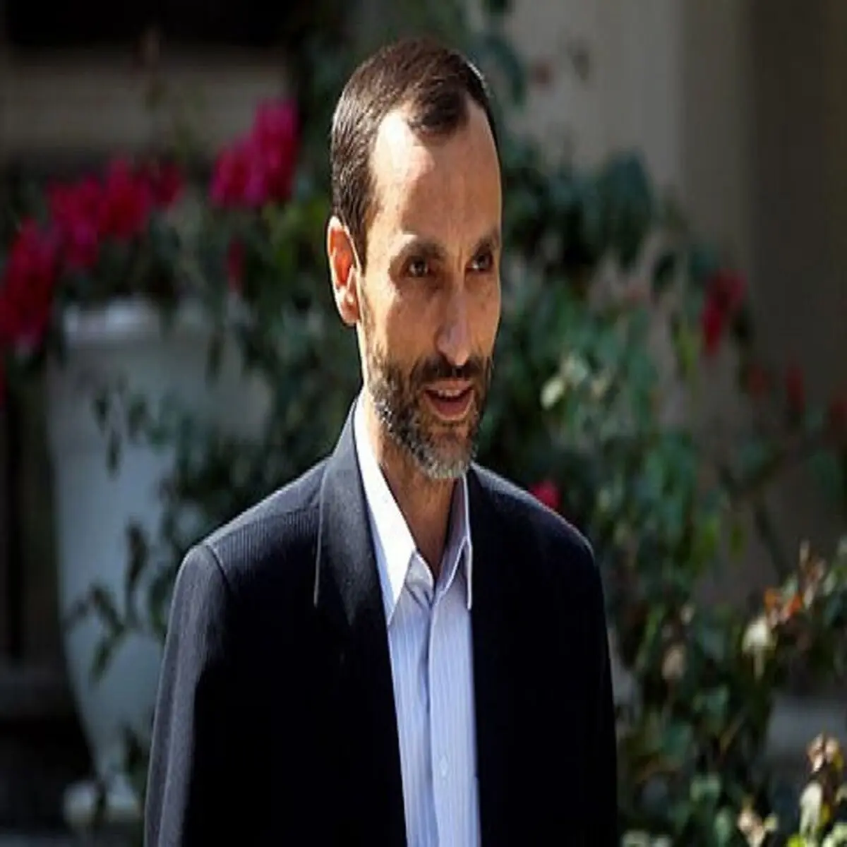 حمید بقایی محکوم به انفصال از خدمات دولتی است