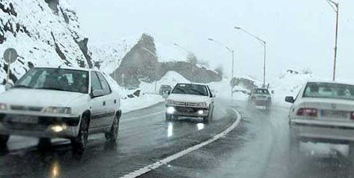 بارش برف و باران در تمام محورهای چهارمحال و بختیاری/ تمام جادهها لغزنده است