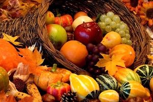 معرفی بهترین غذاها و نوشیدنی‌های مناسب فصل پاییز
