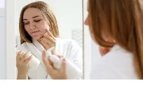 مشکلات پوستی ناشی از پریود