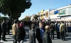 فیلم گفت‌وگوی معترضان به افزایش قیمت بنزین با ماموران / «به پیغمبر قسم به این درجه قسم، ندارم»