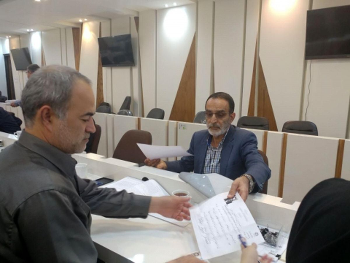کریمیقدوسی ثبتنام نکرد