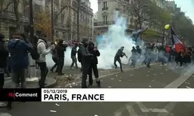 دومین روز اعتصاب‌ها در فرانسه / معترضان که هستند و چه می‌خواهند؟