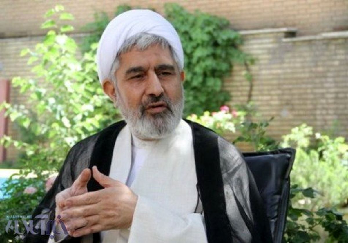 معادیخواه: احمد آقا سمپات مجاهدین شده بود، امام به او تشر زد/ گویا رضاخان علاقهای به کشف حجاب نداشته است