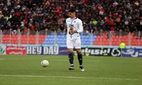 نیازمند به دنبال تکرار کلین‌شیت‌های خود