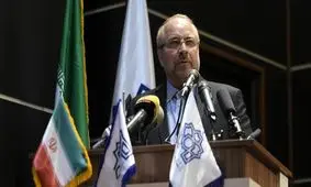 قالیباف: چشم امید روحانی به مذاکره است / دانشجویان خطاب به قالیباف: تکلیفتان را با املاک نجومی روشن کنید